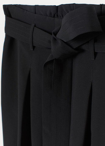 Черная кэжуал однотонная юбка H&M