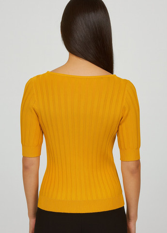 Горчичный демисезонный свитер Vicolo