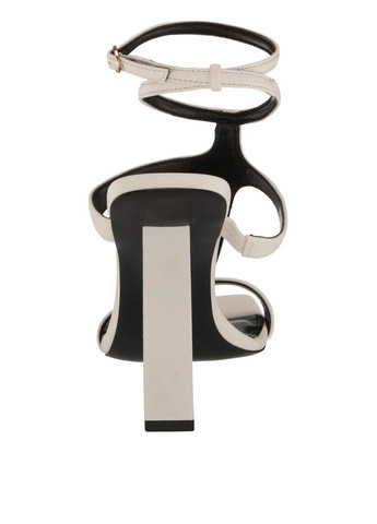 Белые босоножки Guess с ремешком