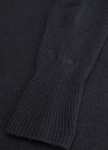 Черный зимний свитер Calvin Klein