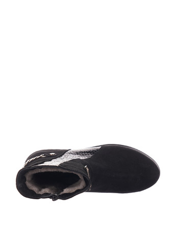 Зимние ботинки Camalini с цепочками, с брошкой из натуральной замши