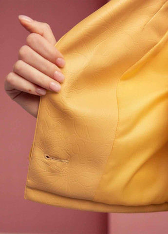 Желтая демисезонная куртка куртка-пиджак SHEIN