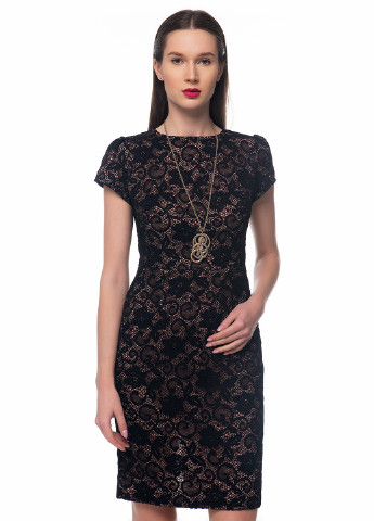 Черное кэжуал платье футляр Arefeva с цветочным принтом