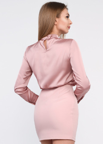 Розовое коктейльное платье короткое Carica однотонное