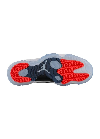 Белые всесезонные кроссовки air 11 adapt Jordan