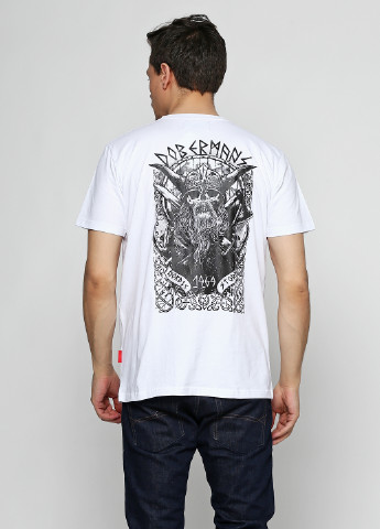 Біла футболка Dobermans Aggressive