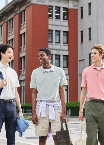 Белая кэжуал рубашка однотонная Uniqlo