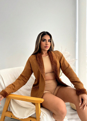 Светло-коричневая демисезонная куртка куртка-пиджак SHEIN