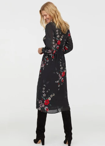 Черное кэжуал платье H&M с цветочным принтом