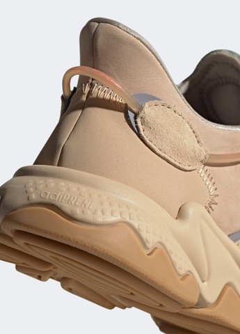 Світло-коричневі Осінні кросівки adidas OZWEEGO