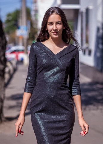 Черное вечернее платье футляр FashionYouWant однотонное