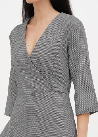 Черно-белое кэжуал платье Vicolo с геометрическим узором