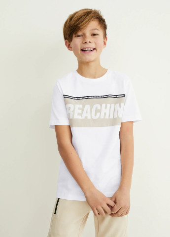 Белая летняя подростковая футболка для мальчика 2158421 C&A