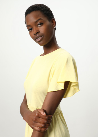 Світло-жовтий кежуал сукня сукня-футболка Lefties однотонна