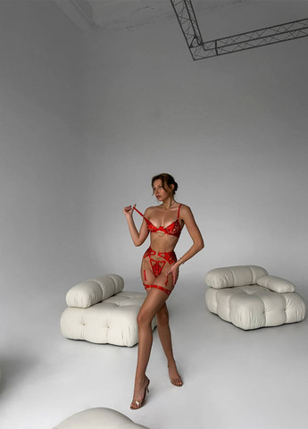 Червоний демісезонний комплект (бюстгальтер, трусики, пояс для панчох, гартери) NOVA VEGA