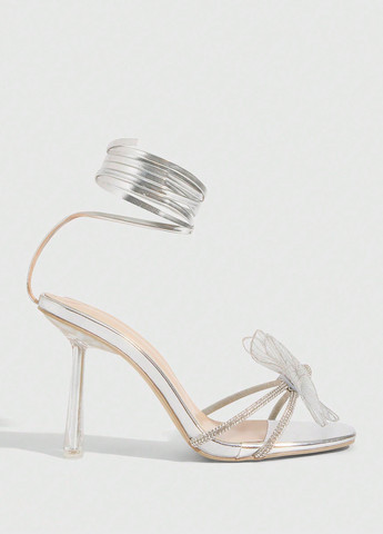 Серебряные босоножки SHEIN на завязках с аппликацией, со стразами
