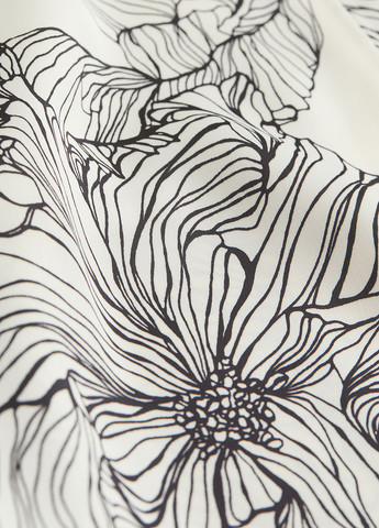 Кремовое кэжуал платье а-силуэт H&M с цветочным принтом