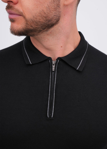 Чорний демісезонний светр K.O.R