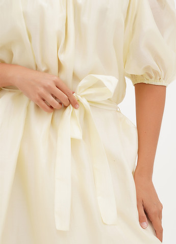 Світло-бежева кежуал сукня з відкритими плечима My Star однотонна