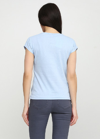 Блакитна літня футболка Carla Mara