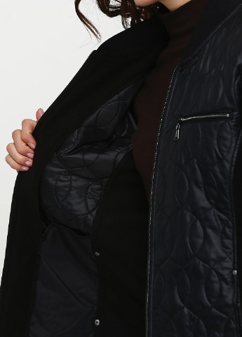 Чорна демісезонна куртка Brandtex Collection