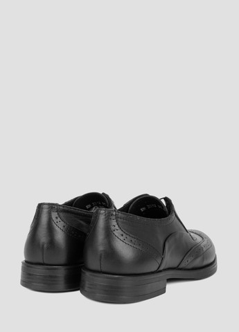 Черные классические туфли Lioneli на шнурках