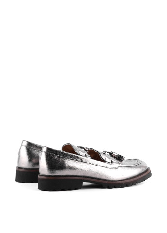 Туфли Tucino на низком каблуке с кисточками