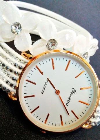 Жіночі годинник Creative White quartz Geneva (229044175)