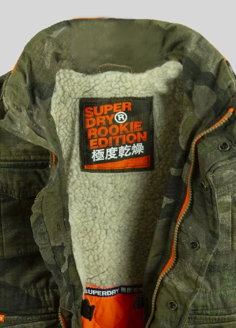 Оливковая (хаки) демисезонная куртка Superdry