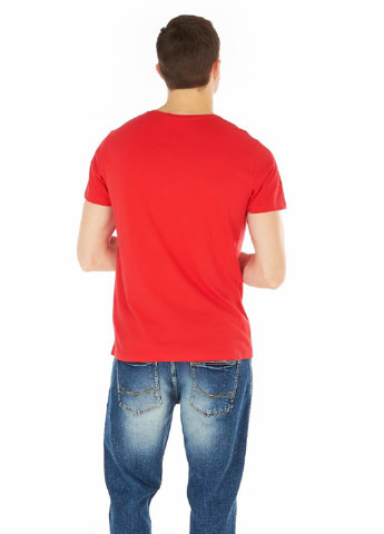 Красная футболка Alcott