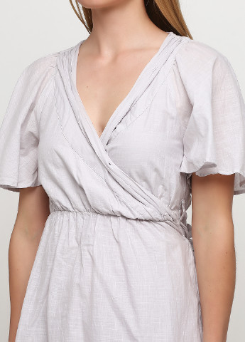 Светло-серое кэжуал платье на запах Ellos однотонное