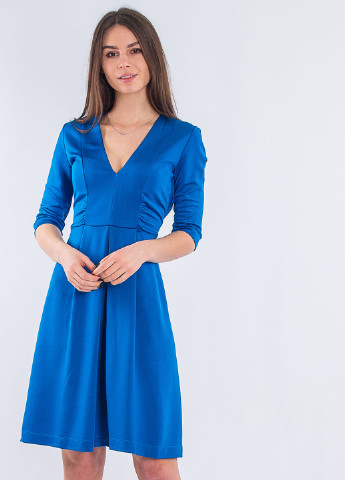 Светло-синее коктейльное платье клеш Love Moschino однотонное
