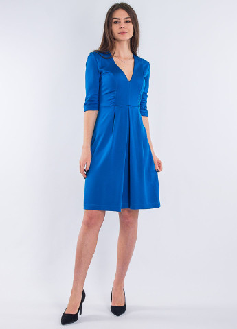 Світло-синя коктейльна сукня кльош Love Moschino однотонна
