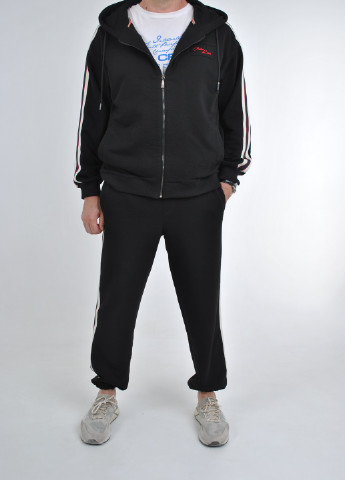 Черный зимний спортивный костюм с лампасами Berta Lucci