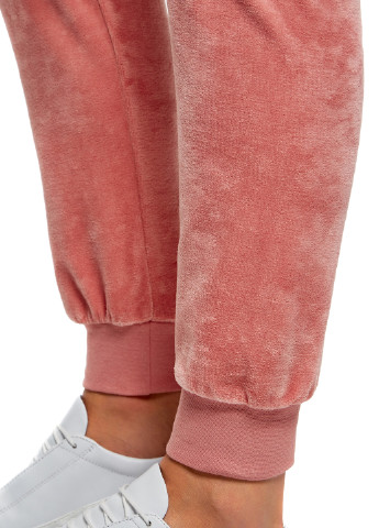 Розовые кэжуал демисезонные зауженные брюки Oodji