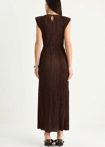 Коричневое праздничный, кэжуал платье а-силуэт, с открытыми плечами SHEIN однотонное