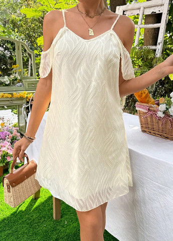 Кремова кежуал сукня SHEIN однотонна