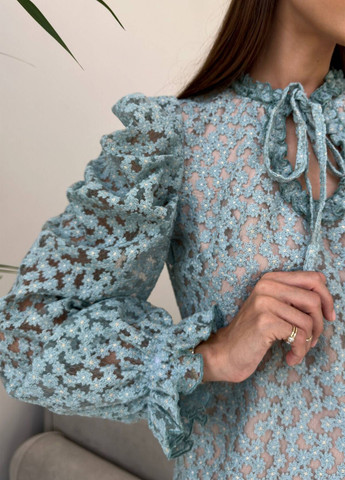 Блакитна блуза No Brand