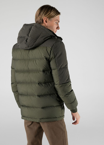 Оливковая (хаки) демисезонная куртка Lacoste