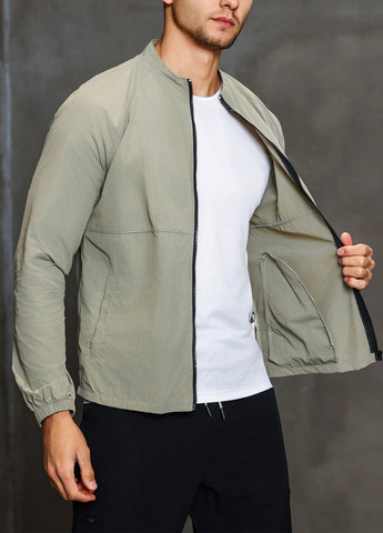 Сіра демісезонна вітровка SHEIN