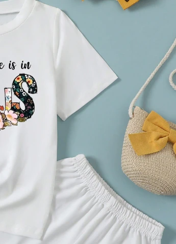 Белый летний костюм (футболка, шорты) SHEIN