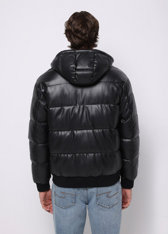 Черная демисезонная куртка Colin's