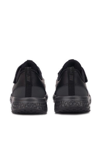 Черные всесезон кроссовки Nike Revolution 5