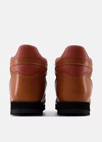 Осенние ботинки New Balance с тиснением тканевые