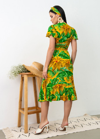 Салатова кежуал сукня на запах Larionoff з квітковим принтом