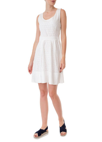 Белое кэжуал платье Zimo