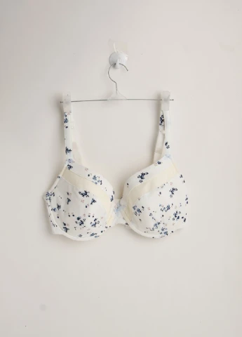 Белый бюстгальтер Lingerie