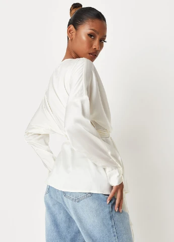 Молочная блуза на запах Missguided