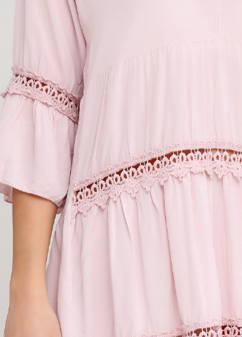 Светло-розовое кэжуал платье Z-ONE MEN однотонное