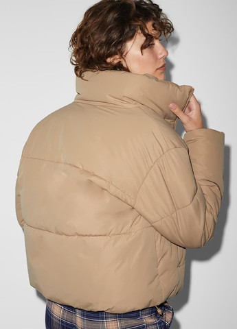 Бежева демісезонна куртка C&A